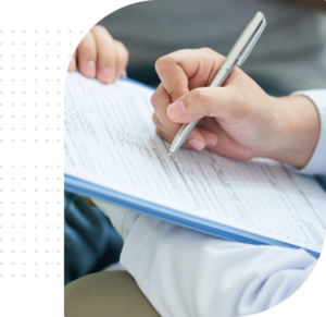 Someone note takin gon a clipboard.